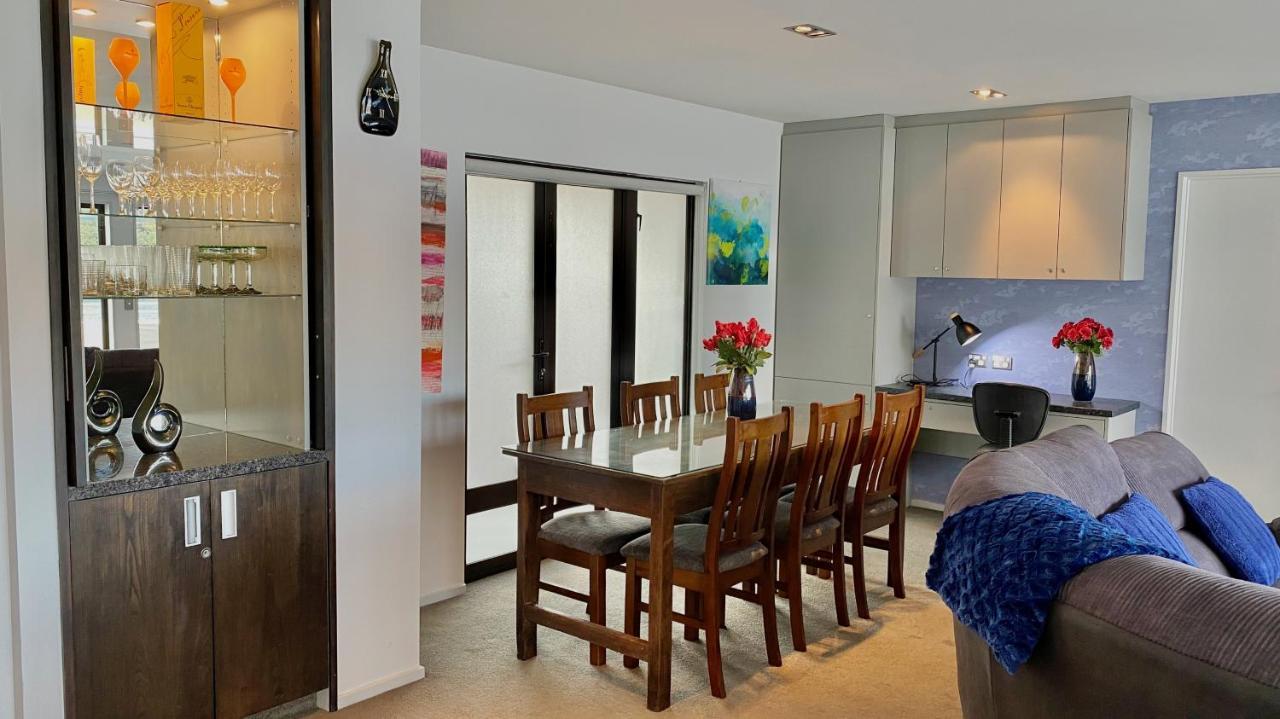 Lakefront Luxury Penthouse Central Queenstown Exterior photo